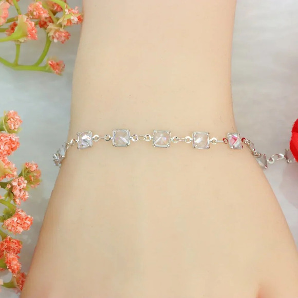 "New Beautiful Design Bracelet for Women/Girls, Gift, B802 - Picture 5 of 10